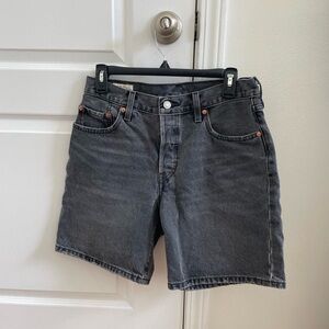 New Levi 501 90s Womens black shorts excellent condition
